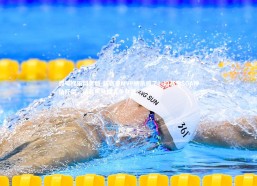 壹号娱乐网页版-新赛季MVP榜杀疯了！约基奇SGA神仙打架，活塞黑马加入争夺战！